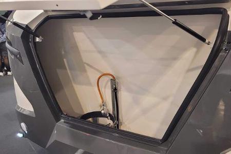 Nipo Camper, Wohnwagen GFK, außen