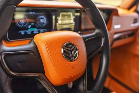 Mercedes G-Klasse auf Golf-Cart-Plattform