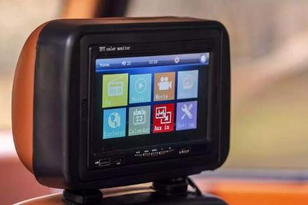 Mercedes G-Klasse auf Golf-Cart-Plattform