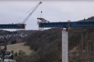 Rahmedebrücke Stahlhochzeit