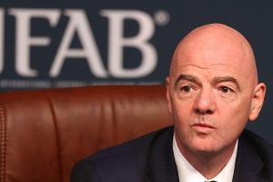 IFAB: Kapitänsregel fest im Regelwerk - Anpassung bei Zeitspiel