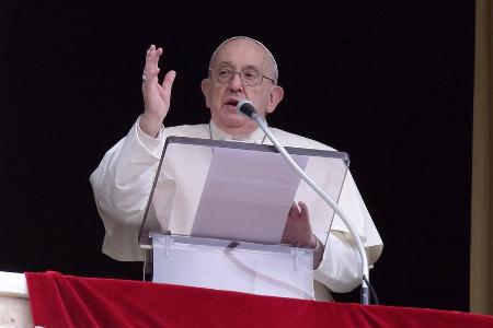 Papst Franziskus erleidet zwei Episoden akuter Ateminsuffizienz