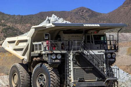 Liebherr T 264 Muldenkipper Bauma 2016