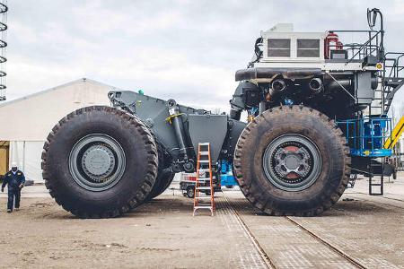 Liebherr T 264 Muldenkipper Bauma 2016