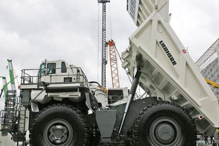 Liebherr T 264 Muldenkipper Bauma 2016