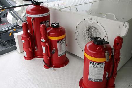 Liebherr T 264 Muldenkipper Bauma 2016