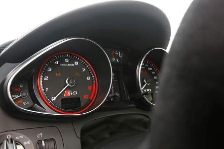 Audi R8 V10 plus 5.2 FSI, Rundinstrumente