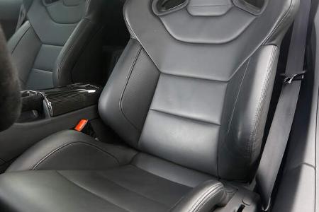 Audi R8 V10 plus 5.2 FSI, Fahrersitz