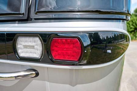 Eriba Touring 820 vs. Airstream 648 International f