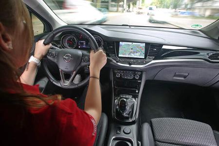 Opel Astra 1.4 DI Turbo, Interieur