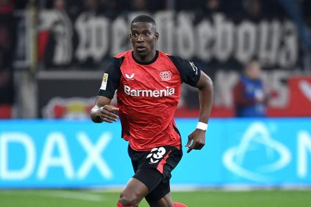 ABWEHR: Nordi Mukiele - Note: 5,5 - Machte unfassbare Fehler, die Leverkusen komplett das Genick brachen. Kam vor dem 0:1 nicht ins Kopfball-Duell mit Kane. Verschätzte sich bei Pässen hinter die Kette ebenfalls wiederholt schwer. Flog nach einem völlig unnötigen Tritt an der Seitenlinie auch noch mit Gelb-Rot vom Feld.