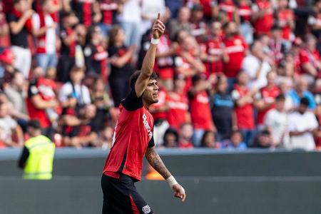 Piero Hincapié - Note: 4,5 - Bekam den umtriebigen Olise auf der Außenbahn nie in den Griff. Unterschätze vor dem ersten Gegentor komplett die Situation. In der Restverteidigung schlichen sich teilweise Stellungsfehler ein. Seine spielerische Klasse blitzte selten auf.