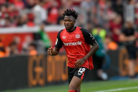 Edmond Tapsoba (ab 68.) - Note: 5,0 - Füllte nach dem Platzverweis die Defensivreihe wieder auf. Stand von der ersten Szene an jedoch neben sich. Verursachte noch den Elfmeter, der Leverkusen wohl auch im Rückspiel um alle Chancen brachte.