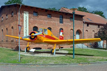 Stellplatz Brandenburg f Flugzeug