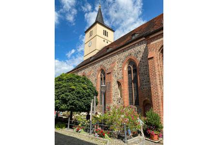 Stellplatz Brandenburg f Kirche