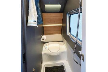 Knaus Azur 500 FU Badezimmer