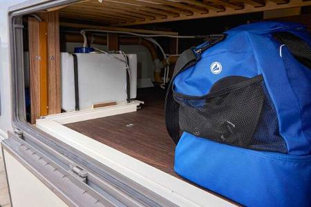 Knaus Azur 500 FU Beladen f