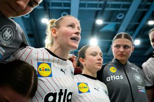 Nach kurioser Szene vor Anwurf: Döll sieht "gelungene" Premiere