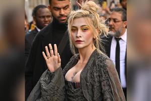 Paris Jackson macht die Vivienne Westwood