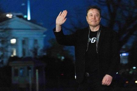 Elon Musk verliert an nur einem Tag knapp 30 Milliarden US-Dollar