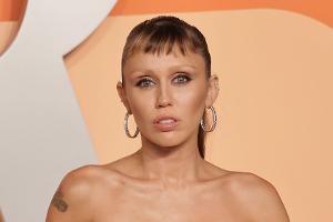 "Flowers": Miley Cyrus kann Plagiatsklage wohl nicht abwenden