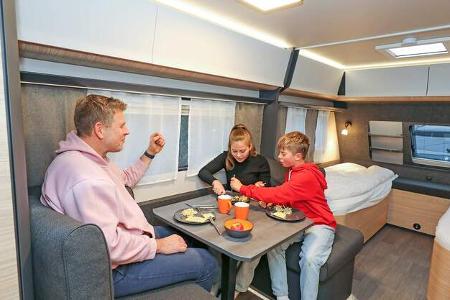 Hobby Maxia X5, Wohnwagen, Wohnmobil