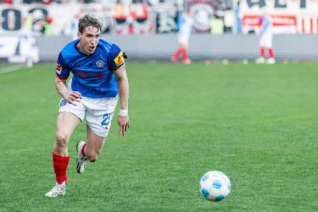 Kiel verlängert vorzeitig mit Rosenboom