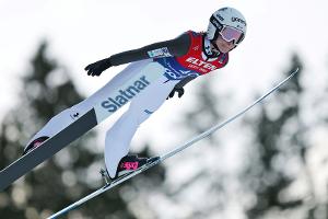 Skispringen: Prevc holt Gesamtweltcup - Freitag Achte