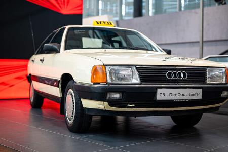 Audi 100 C1-C4 Sonderausstellung Audi Forum Neckarsulm