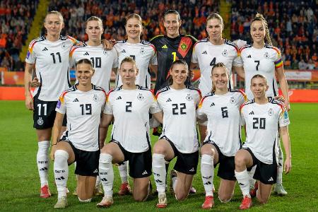 DFB-Frauen in Bremen gegen die Niederlande