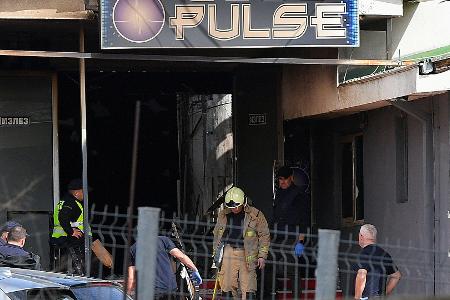 Brand im Nachtclub: Fußball-Profi stirbt bei Rettungsversuch