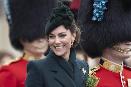 St. Patrick's Day: Prinzessin Kate begeistert mit Soloauftritt