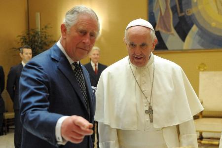 Plan für Italien-Reise steht: König Charles will kranken Papst treffen