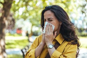 Frühling ohne Schniefen: So überstehen Allergiker die Pollensaison