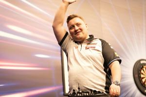 Darts: Schindler nach Premierensieg selbstkritisch