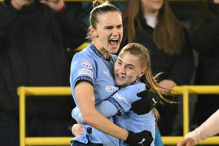 Champions League: City jubelt, Chelsea-Serie gerissen