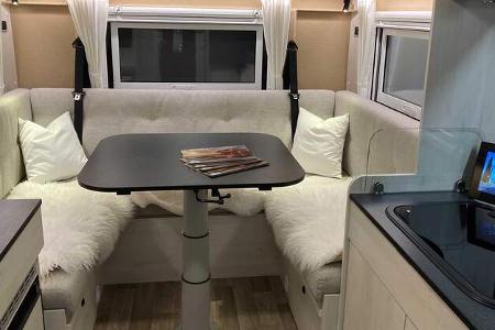 Robel K-700 HLB, Alkoven, CMT 2025, Luxuswohnmobil