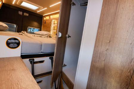 Rhön Camp The Savage Kleiderschrank