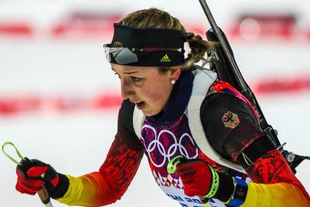 Bittere Winterspiele 2014 - Bei den Olympischen Winterspielen 2014 in Sotschi zahlt Preuß im Alter von 19 Jahren noch Lehrgeld. Das Einzel beendete die junge Athletin nach fünf Schießfehlern vorzeitig. In der Staffel stürzt sie unglücklich. Rückschläge, aus denen Preuß in der Folge aber gestärkt hervorgeht.