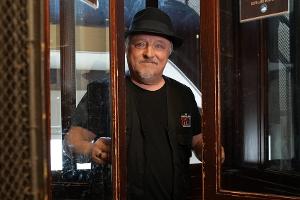 "Moinsen! Ich bin Axel Prahl": Doku-Genuss für "Tatort"-Fans