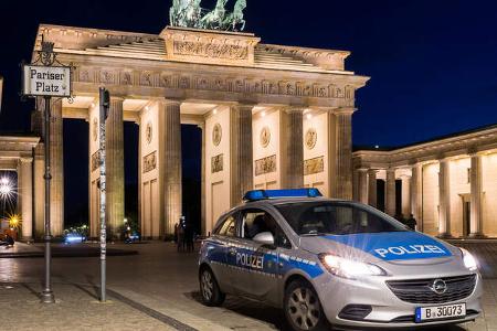 Polizei Berlin Opel Corsa
