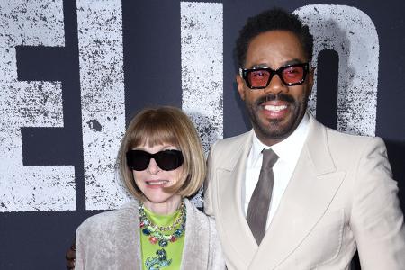 'Vogue'-Chefin Anna Wintour hatte sich mit Colman Domingo fachkundige Begleitung ausgesucht: Der Schauspieler war sowohl dieses Jahr als auch 2024 für einen Oscar nominiert, hat bereits selbst am Broa ...