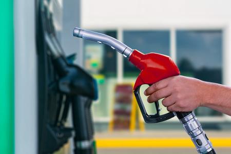 Entspannung an den Zapfsäulen: Spritpreise fallen merklich