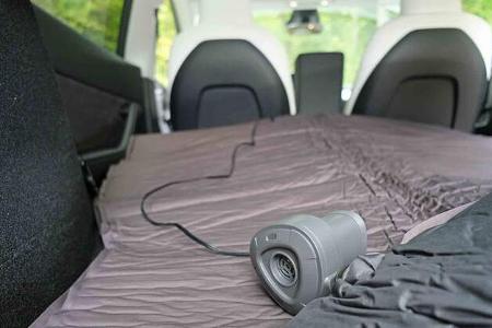 Tesla, Model Y, Car Camping, E-Wagen, Kompressor