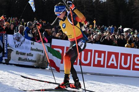 Franziska Preuß - Note 1,0 mit Sternchen - Vier Weltcup-Siege, ein WM-Titel, zehn weitere Podest-Platzierungen, zwei kleine Kristallkugeln in Sprint und Massenstart und den größten aller Preise im Gesamtweltcup: Franzi Preuß lieferte die beste Saison ihrer Karriere ab und setzte neue Maßstäbe. Besser geht es nicht!