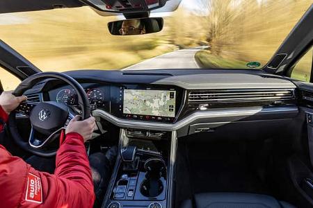 VW Touareg R 3.0 V6 eHybrid