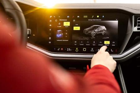 VW Touareg R 3.0 V6 eHybrid