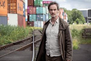 "Tatort: Abstellgleis": Kommissar Faber in der Schusslinie