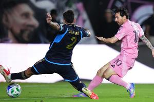 Messi trifft zwei Minuten nach seiner Einwechslung