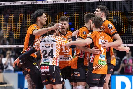 BR Volleys mühen sich ins Play-off-Halbfinale